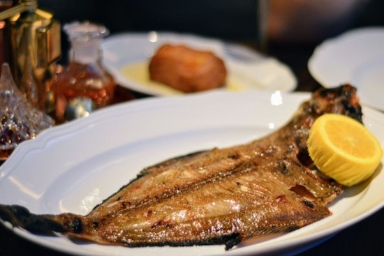 Seafood platters, yakitori and 28-ounce steaks: What's trending on San Francisco's food scene?