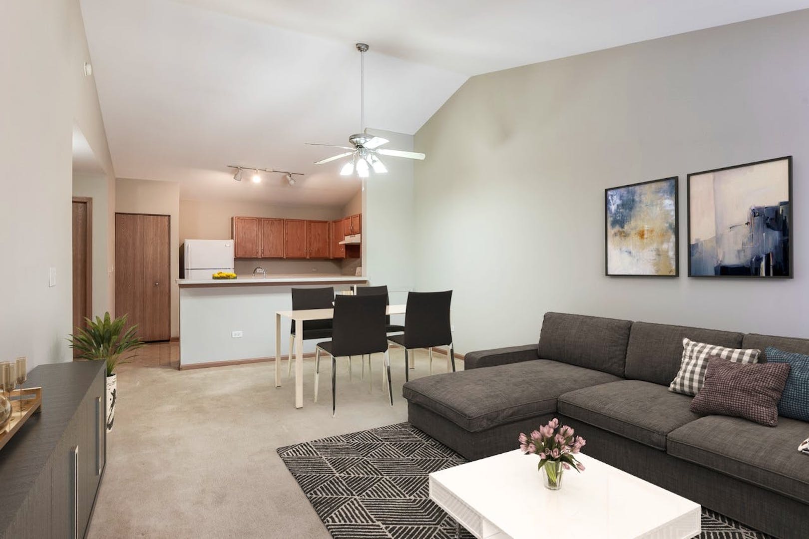 What will 1,000 rent you in Aurora, right now?