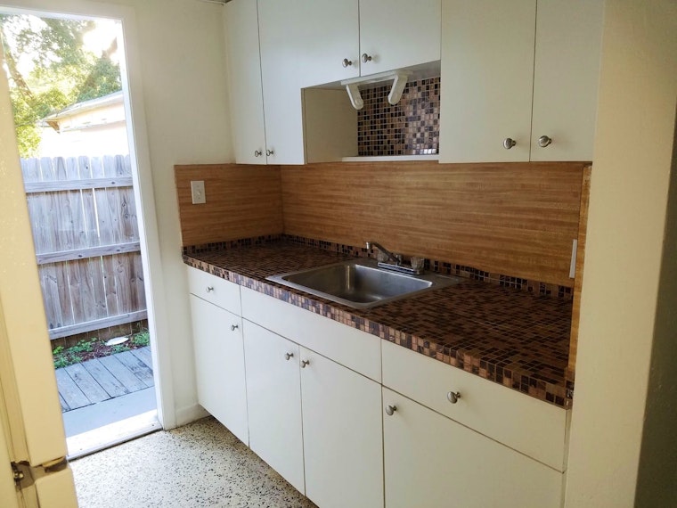 What's the cheapest rental available in Miami, right now?