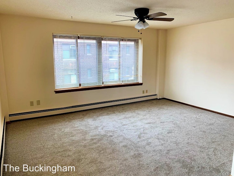 What will $900 rent you in Minneapolis, right now?
