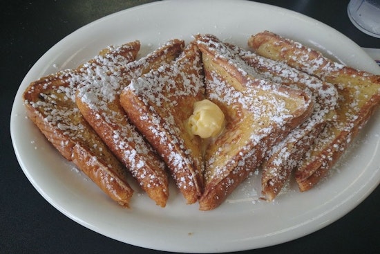 Check out the 5 most popular spots in Phoenix's Estrella neighborhood