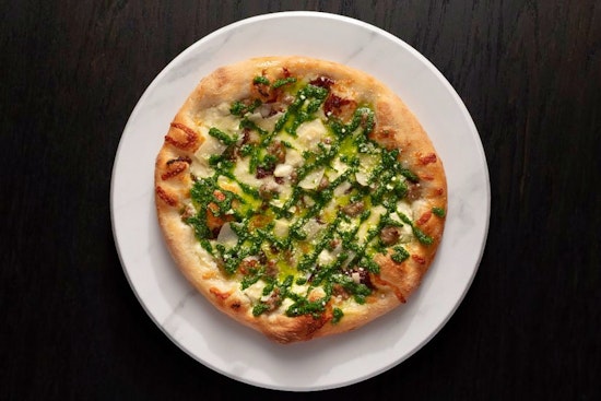 Mootz Pizzeria + Bar brings pizza and more to Downtown
