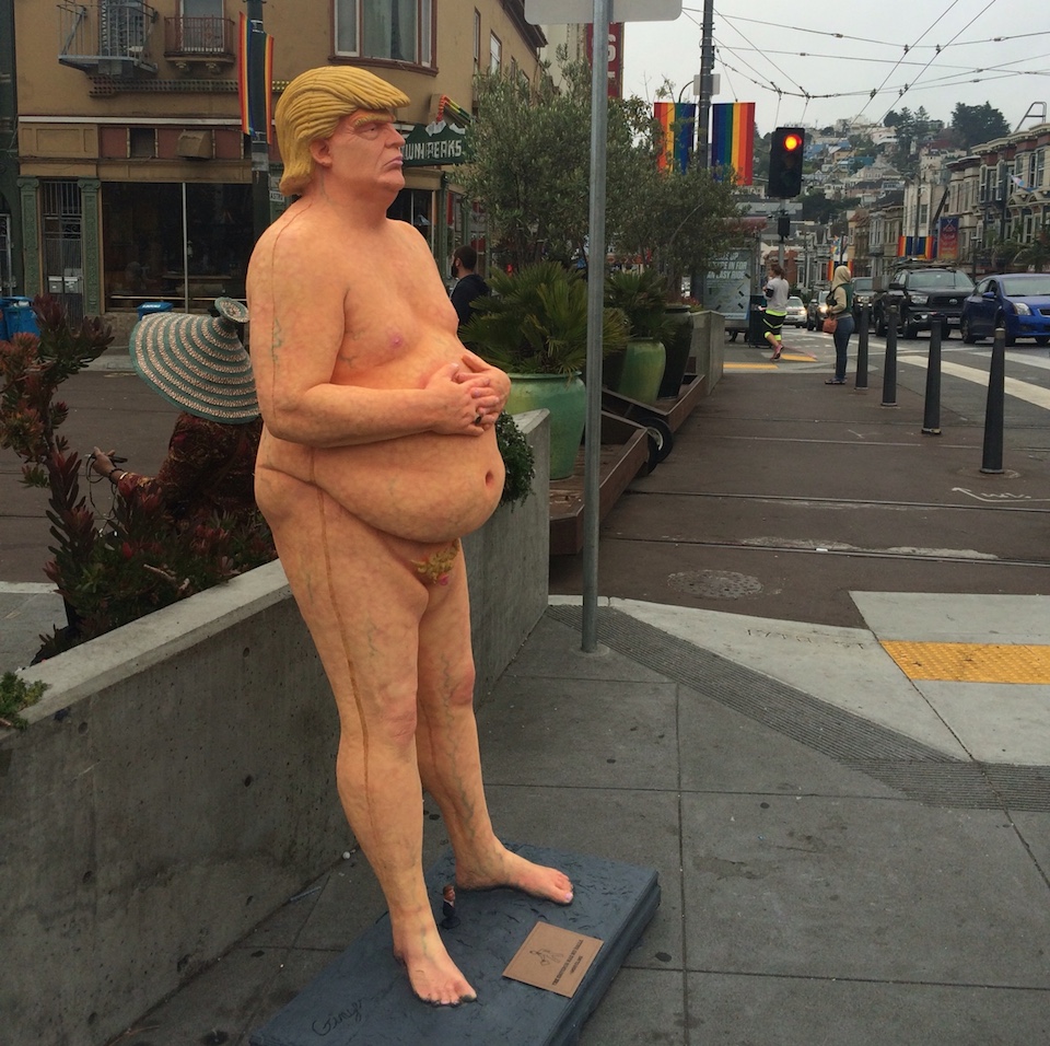 Donald Trump Statue, The Emperor Has pic