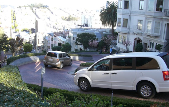City floats e-reservations, tolls for Lombard 'Crooked Street' access