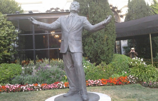 Scenes From A Jubilant Birthday Celebration As Tony Bennett Statue Is Unveiled