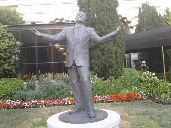 Scenes From A Jubilant Birthday Celebration As Tony Bennett Statue Is Unveiled