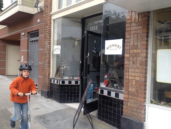 Children's Resale Clothing Shop 'Monkei Miles' Opens On Irving