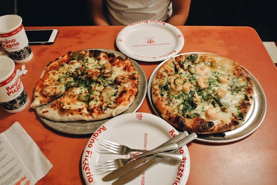 Top pizza choices in Boston for takeout and dining in