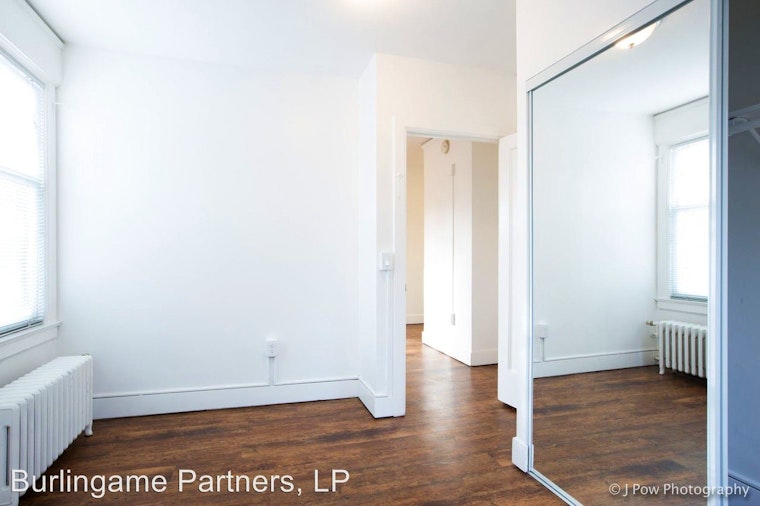 What's the cheapest rental available in Broadway, right now?