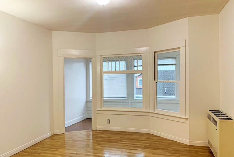 What's the cheapest rental available in Venice, right now?
