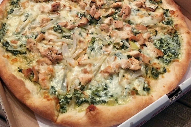 Top pizza choices in Arlington for takeout and dining in