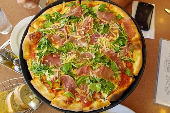 Top pizza choices in Livermore for takeout and dining in
