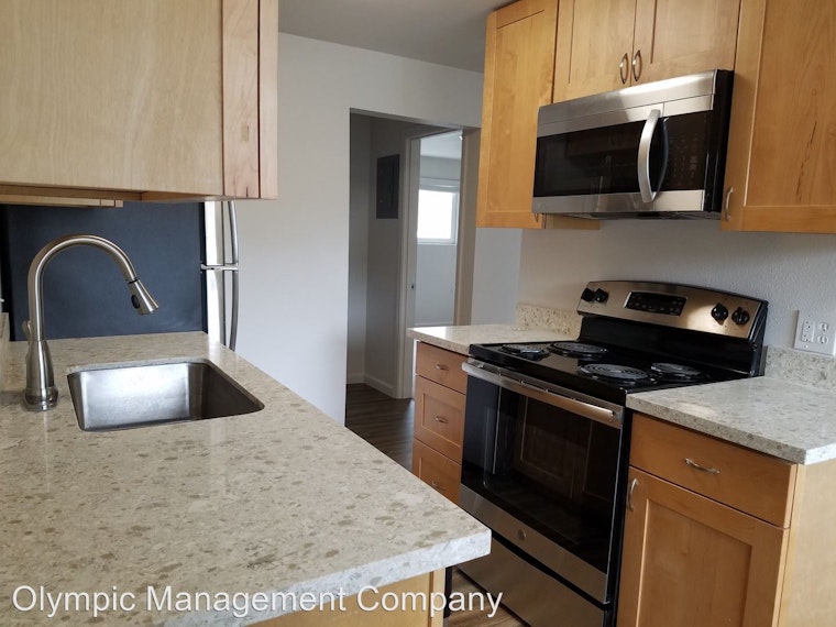 The cheapest apartment rentals in Delridge, explored