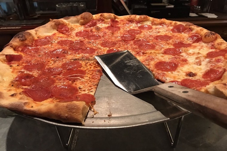 Top pizza choices in Detroit for takeout and dining in