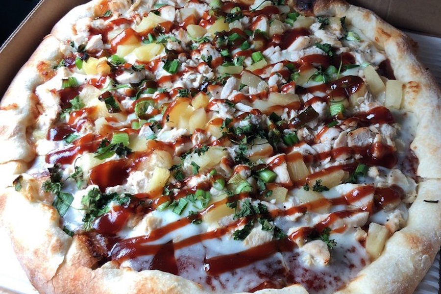 Top pizza choices in Modesto for takeout and dining in