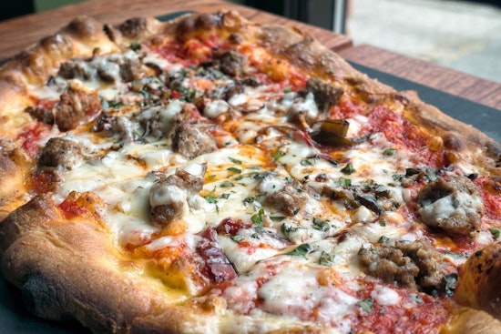 Top pizza choices in Seattle for takeout and dining in