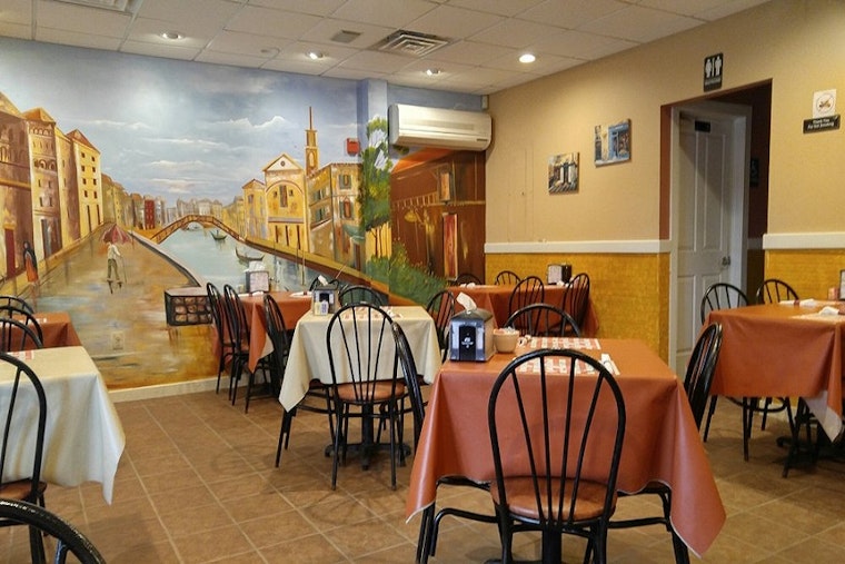 Top pizza choices in Bristol Township for takeout and dining in