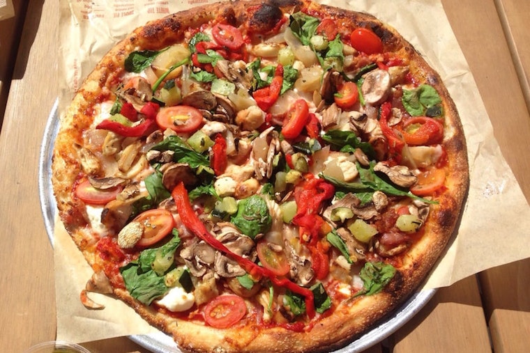 Top pizza choices in Roseville for takeout and dining in