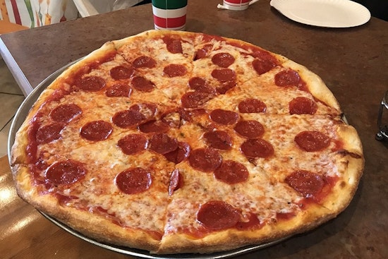 Top pizza choices in Ellicott City for takeout and dining in