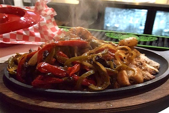 Ruben's Backyard brings burgers and more to San Antonio