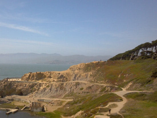 Photographer Injured In Sutro Heights Park Camera Grab