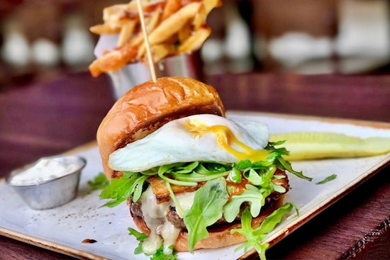 Your guide to the 5 most popular spots in the North Loop neighborhood