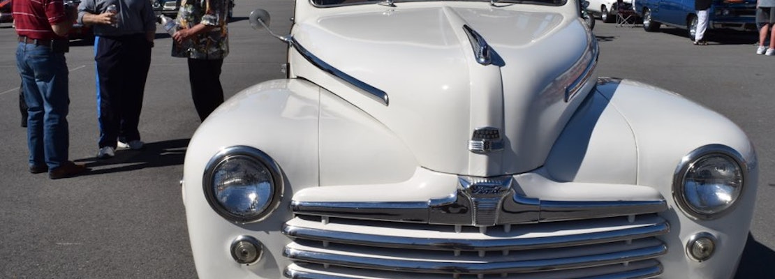 Lincoln High Alumni Talk Growing Up In The Sunset, Vintage Cars