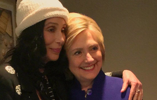 Cher To Host Hillary Clinton Fundraiser At Oasis This Weekend