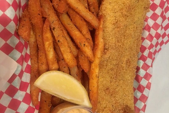 New Cajun and Creole spot Angry Crab Shack & BBQ debuts in Deer Valley