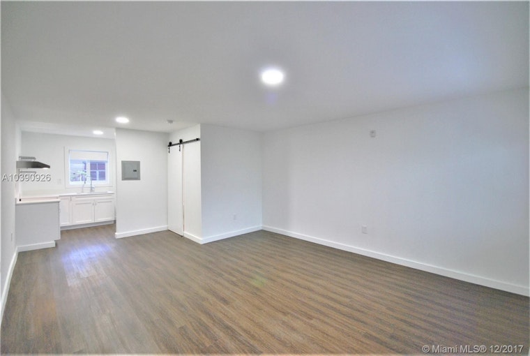 Explore today's cheapest rentals in Biscayne Point, Miami Beach