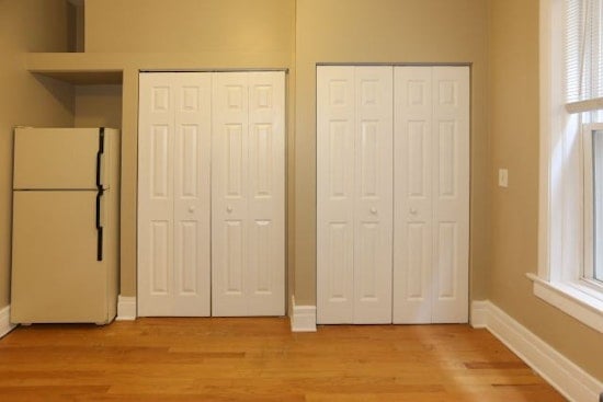 What's the cheapest rental available in Ravenswood, right now?