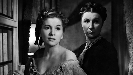 3 top dramas worth checking out in Cincinnati this week