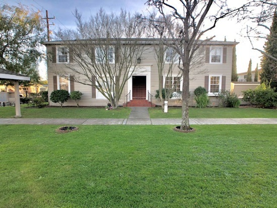 What will $2,200 rent you in Alameda, right now?