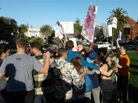 Dolores Park 'Group Hug' Aims To Lift Post-Election Spirits