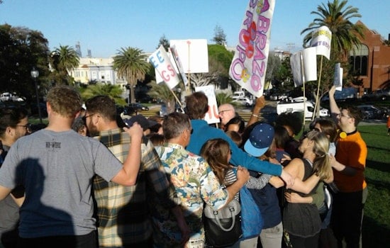 Dolores Park 'Group Hug' Aims To Lift Post-Election Spirits