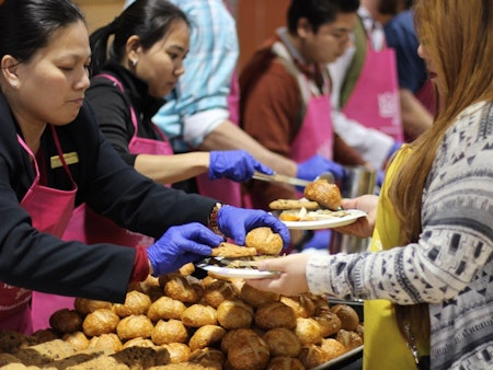 Tonight: Telegraph Hill Neighborhood Center Serves 25th Annual Free Thanksgiving Dinner