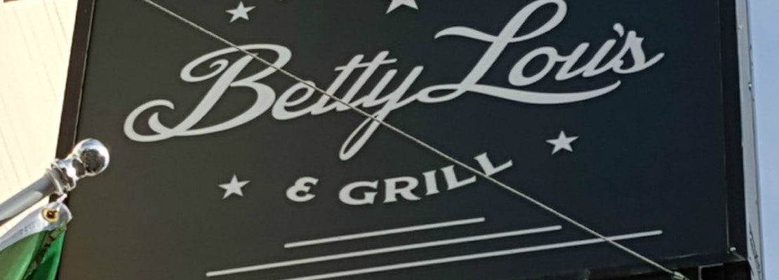 Betty Lou's Seafood & Grill Debuts In Former Viva Pizza Location