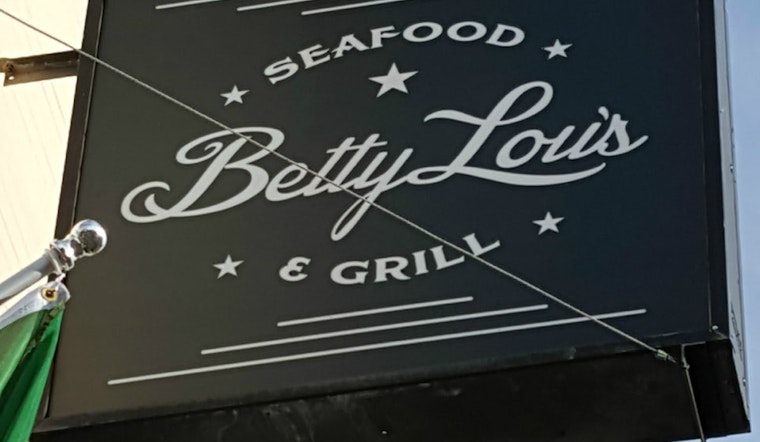 Betty Lou's Seafood & Grill Debuts In Former Viva Pizza Location