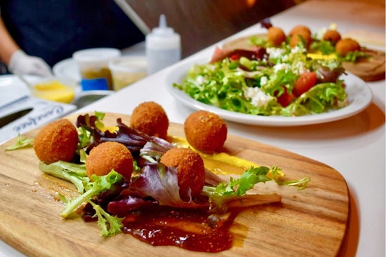 OliVine brings Mediterranean fare to Steinway