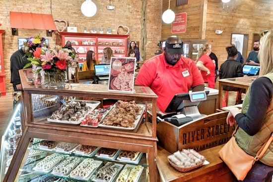 New candy store River Street Sweets * Savannah's Candy Kitchen now open
