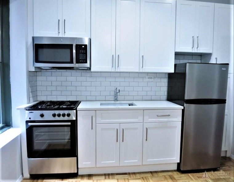 What's the cheapest rental available in the Upper East Side, right now?