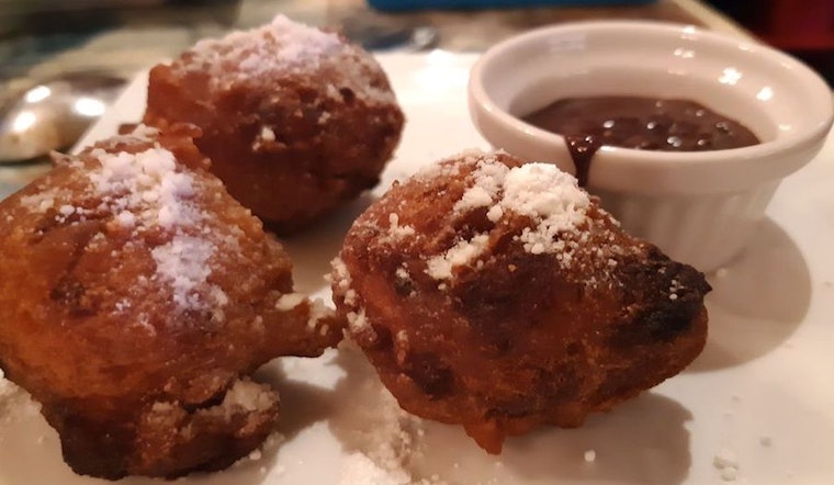 From burgers to banana fritters, get these trending Chicago restaurants on your radar now