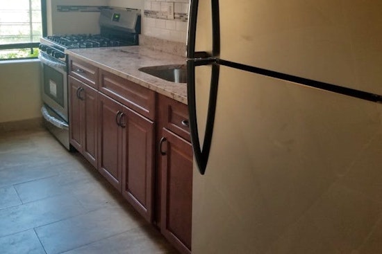 What will $1,500 rent you in Bedford Park, right now?