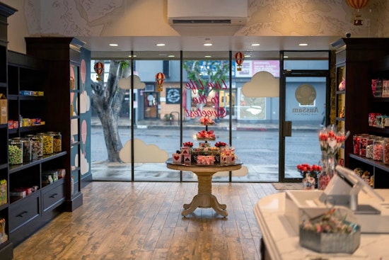 New Granada Hills candy store AusSam Candy opens its doors