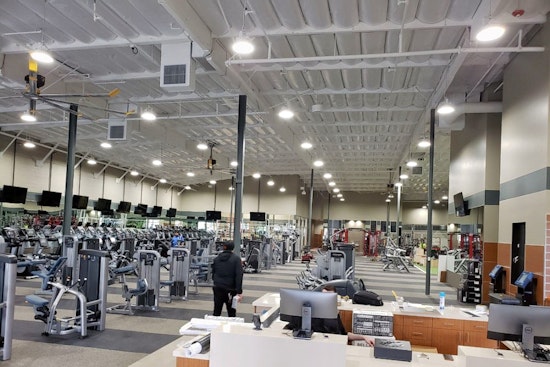 New gym Fitness 19 opens its doors in Yorba Linda