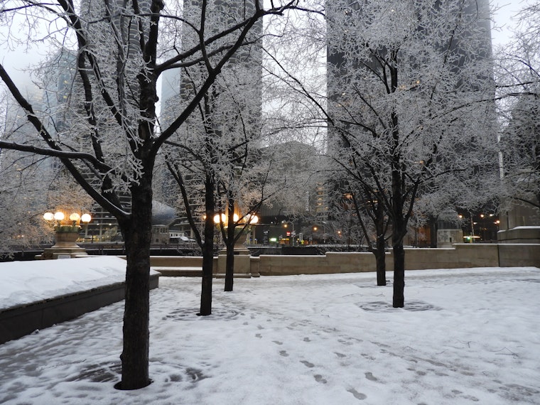 Chicago temperatures to warm mid-week, with snow to follow