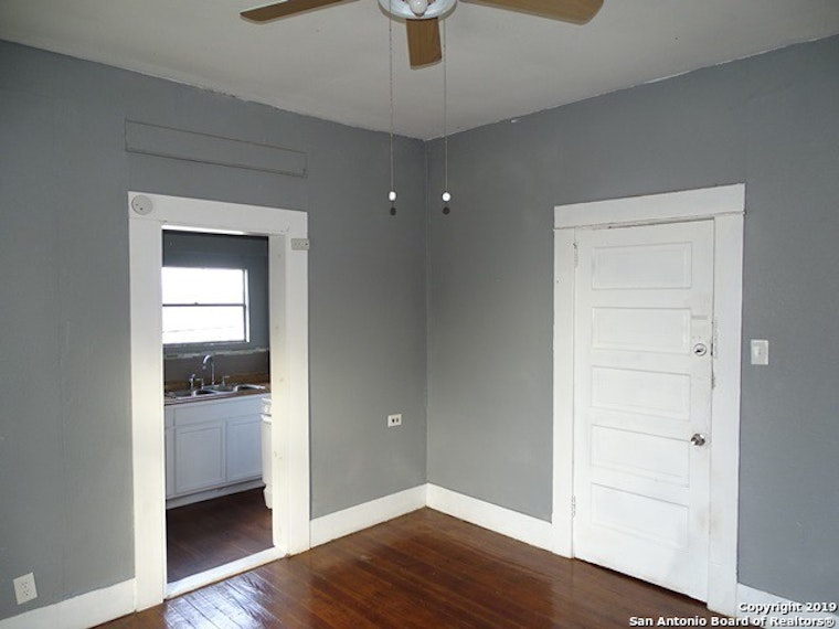 Explore today's cheapest rentals in San Antonio