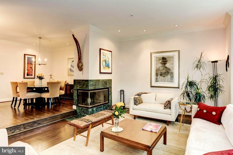 What's the priciest residential rental on the market in Arlington?