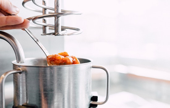 Smitten Launches Churn-Your-Own Liquid Nitrogen Ice Cream Classes