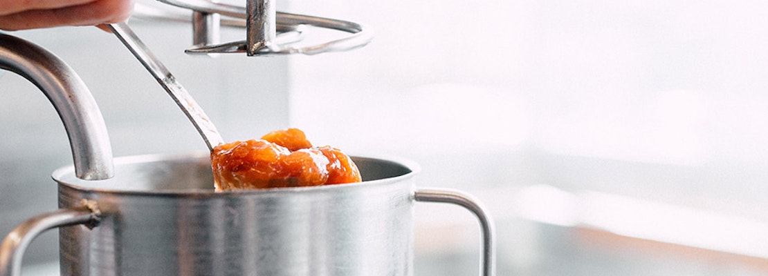 Smitten Launches Churn-Your-Own Liquid Nitrogen Ice Cream Classes
